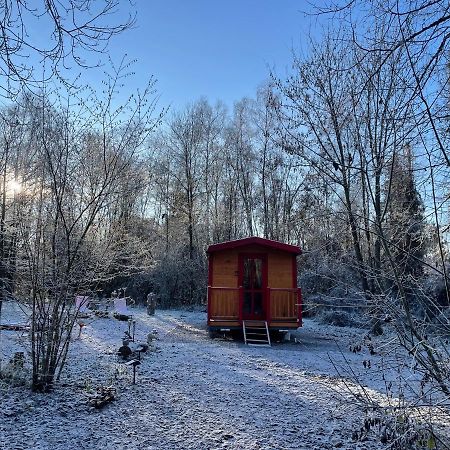 La Roulotte De Ciney Villa Exteriör bild